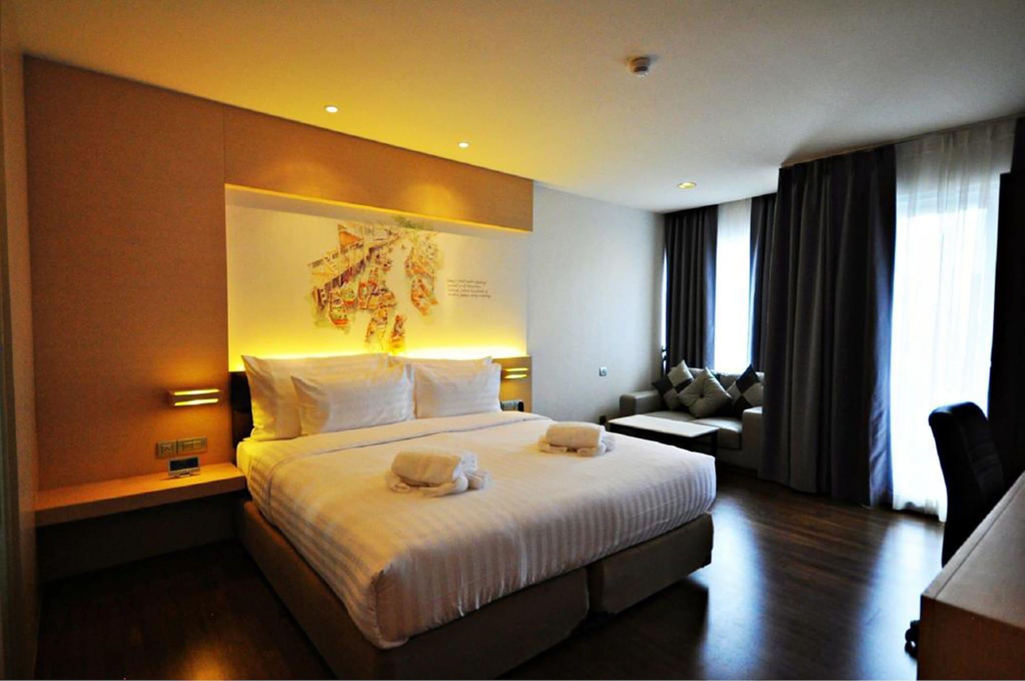 Parinda Hotel Bangkok Esterno foto
