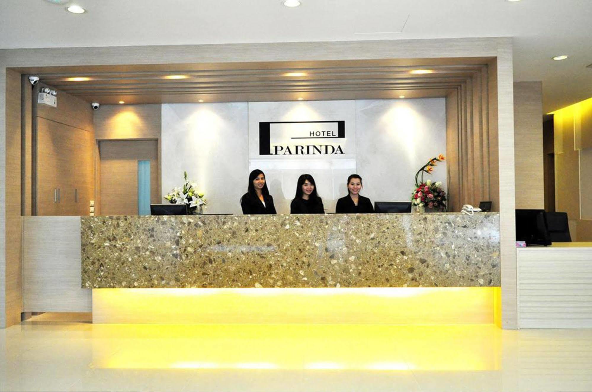 Parinda Hotel Bangkok Esterno foto