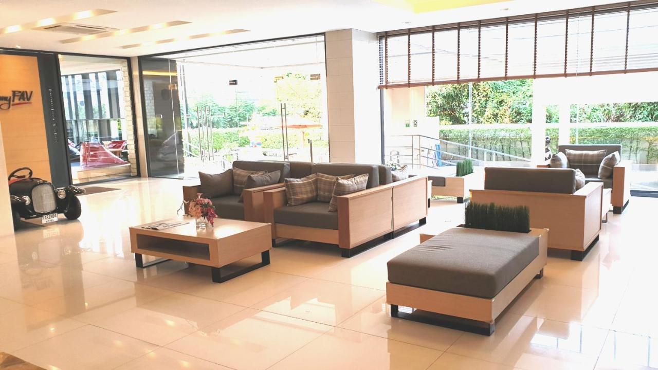 Parinda Hotel Bangkok Esterno foto